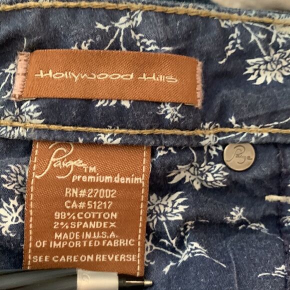 Paige Hollywood Hills Boot Cut Low Rise Jeans | Size 28 - Picture 8 of 10